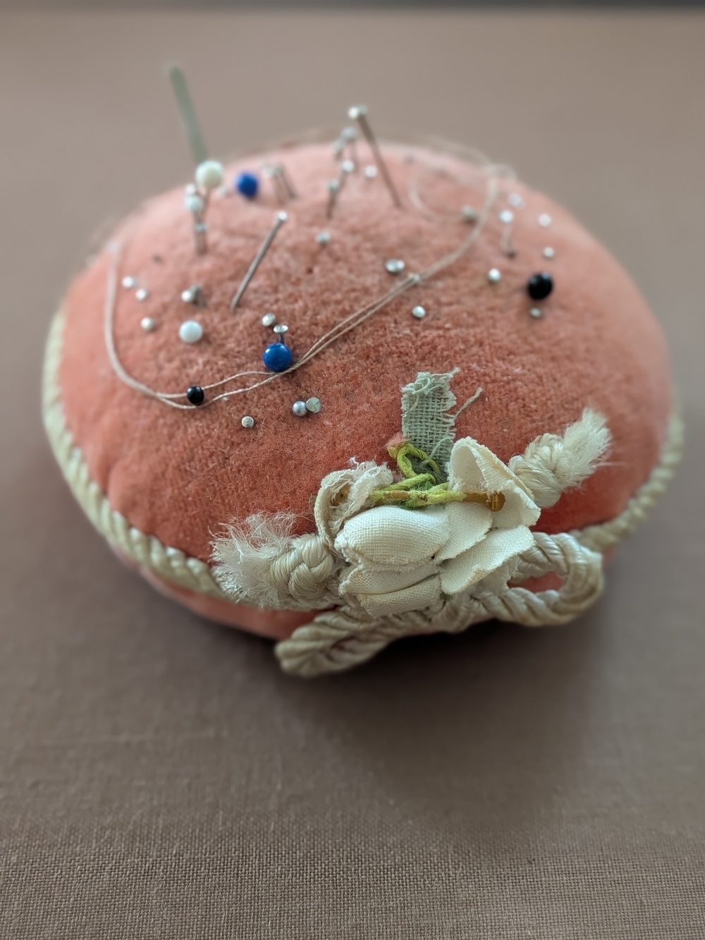Pincushion Vintage Coral Pink Velvet Ribbon Flower Trim Sewing Needles Pins